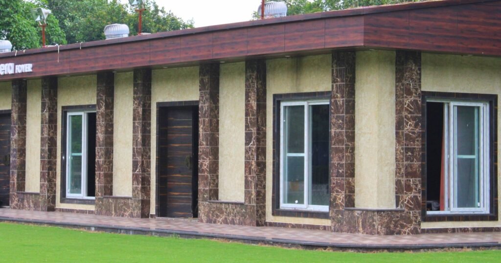 Best Resort Near Me for Weekend Stay and Family Getaway