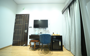 Harshudyan-Deluxe room 14 - Harshudyan Resort